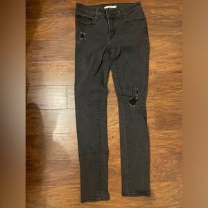 Levis Women’s Skinny Jeans Size 27
